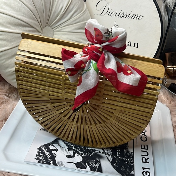 BAMBOO PURSE - Picture 10 of 12